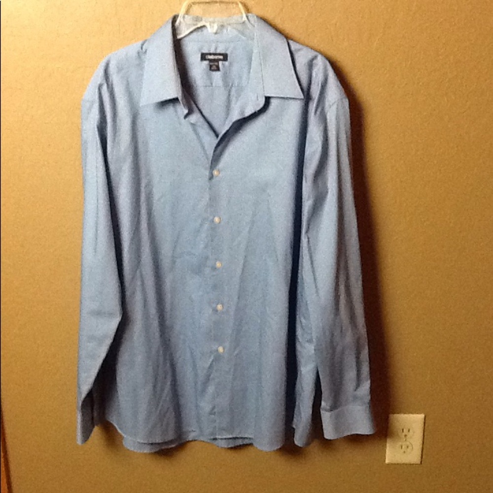 Men's Claiborne button up shirt
